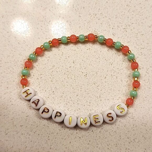 Taylor Swift Friendship Bracelet - Picture 1 of 2
